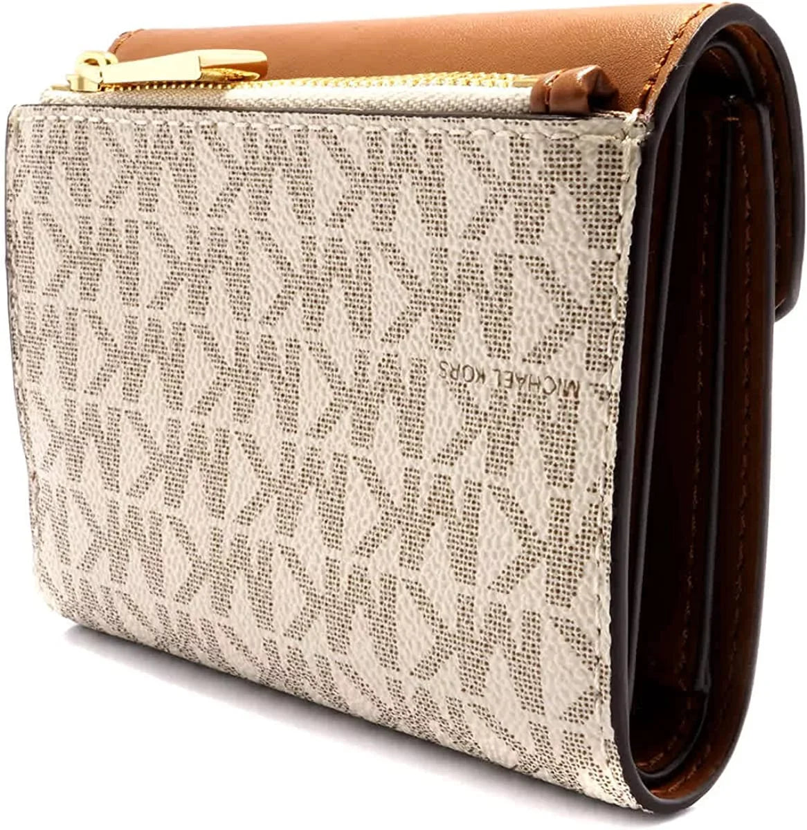 '- Carmen Envelope Signature Medium Ladies Tri-Fold Vanilla/Acorn Logo Kors Wallet Michael
